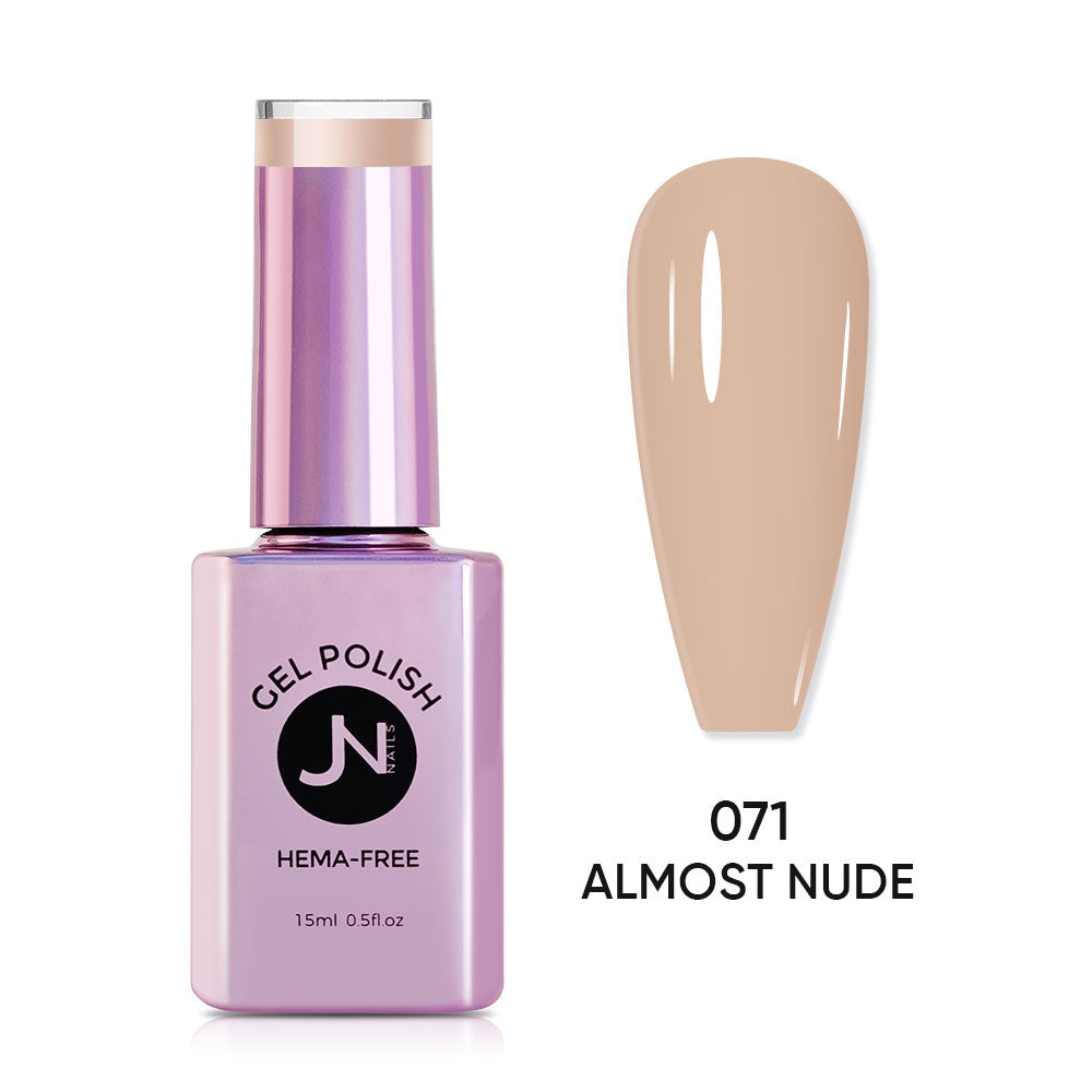 71. FAST NACKT