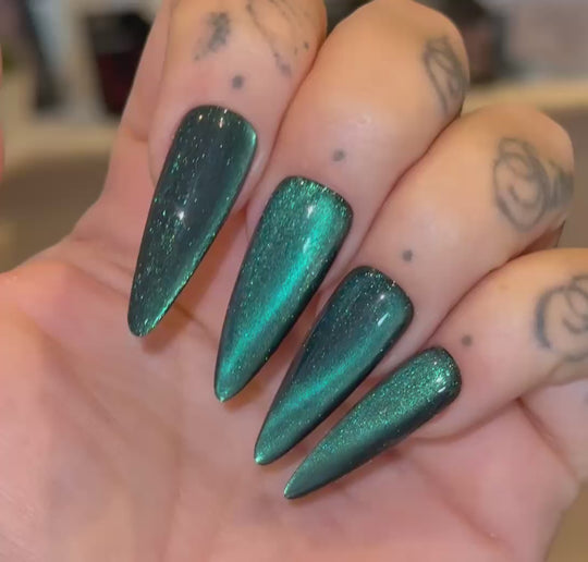 M18 EARTH - Magisches Katzenauge