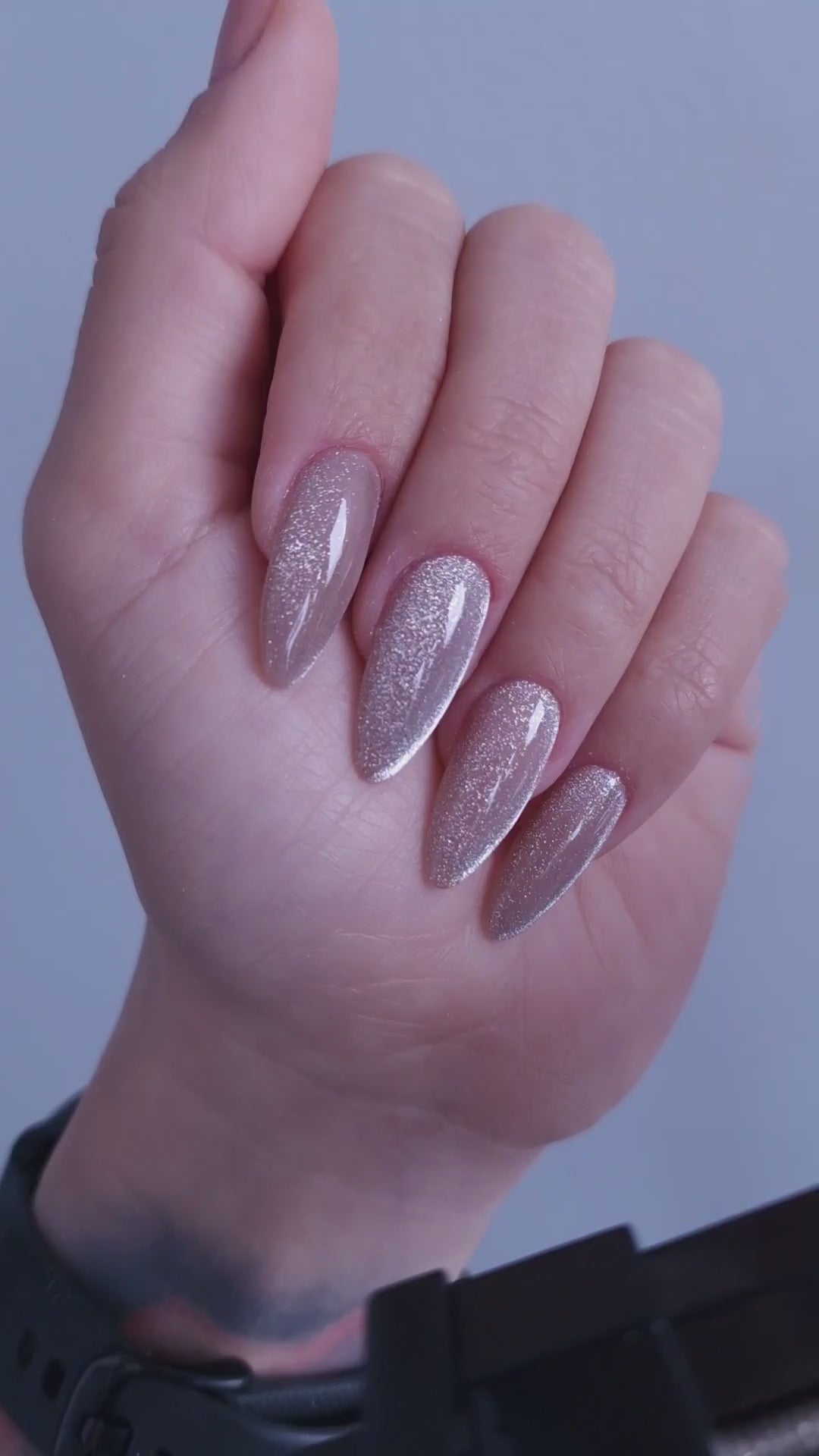 SILBERNER Cat Eye HEMA-freier Gel-Nagellack