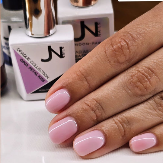 Op03. PETAL KISS - DECKENDER Gel-Nagellack