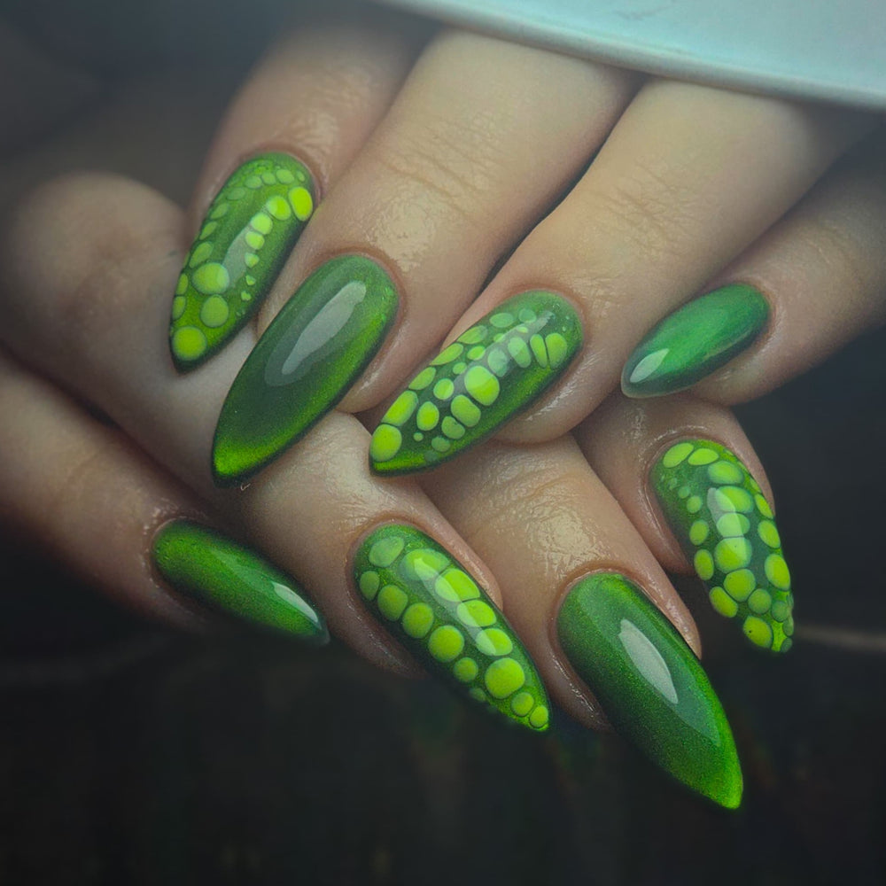 FC11 Kiwi Kick - Fruity Candy Cateye