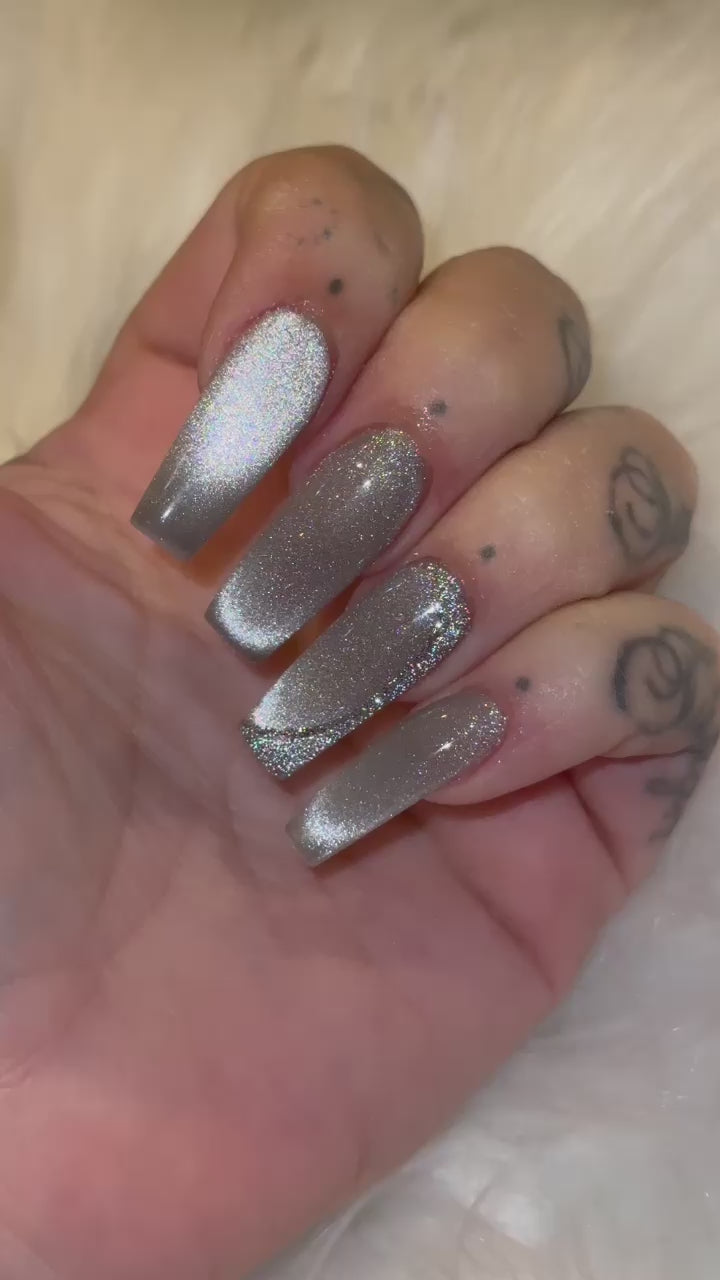 SILVER Cat Eye Hema free Gel Polish