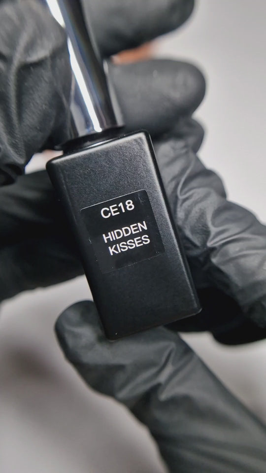 CE18 Hidden Kisses - Moonlight Cateye